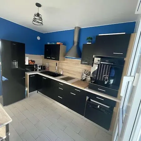 Appartement Charmant Et Calme En Bord De Loire. Nantes Exterior photo
