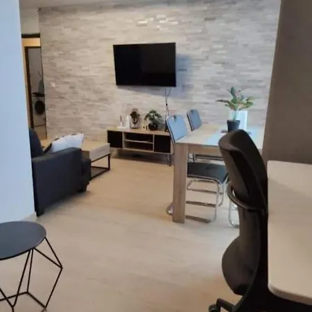 Appartement Charmant Et Calme En Bord De Loire. Nantes Exterior photo