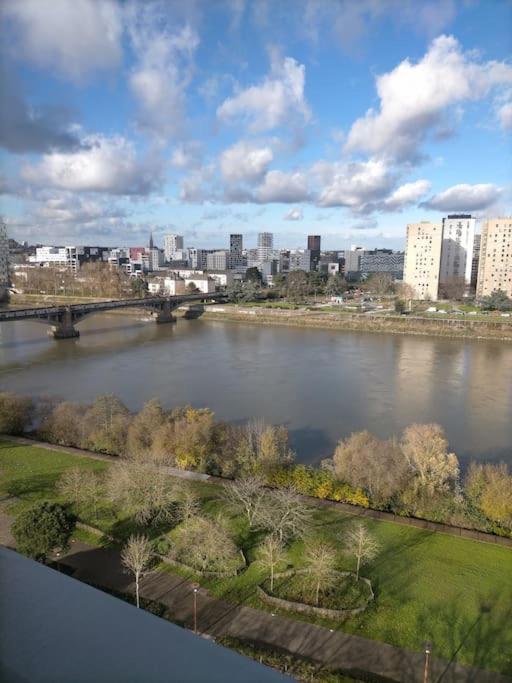 Et Calme En Bord De Loire. Apartment Nantes