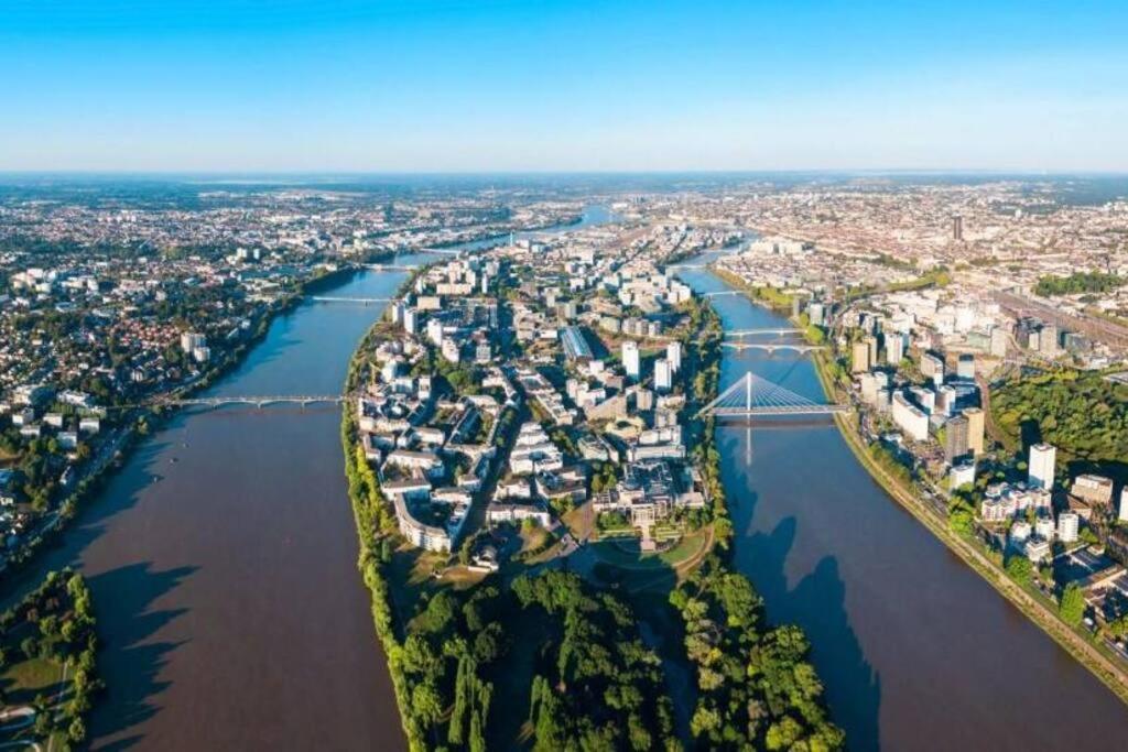 Et Calme En Bord De Loire. Apartment